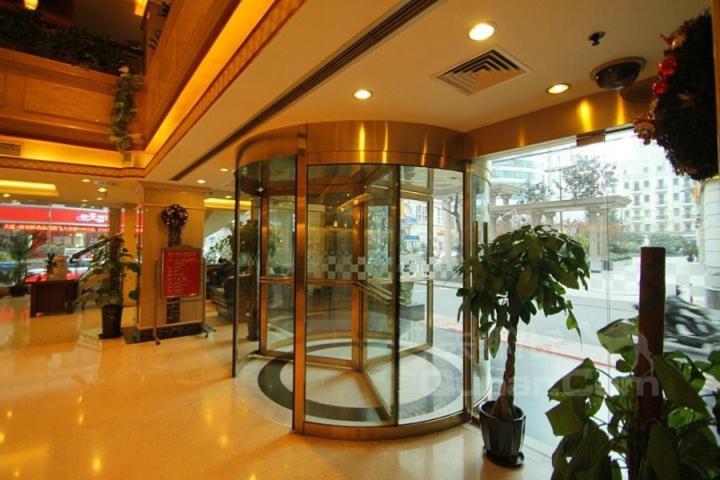 Hotel Lijing 3*