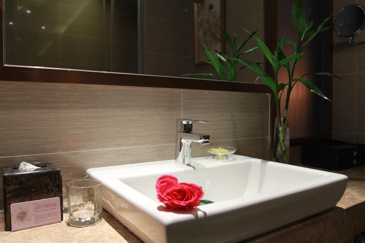 Hotel Lijing 3*