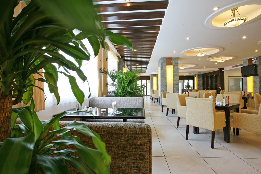 Hotel Lijing 3*
